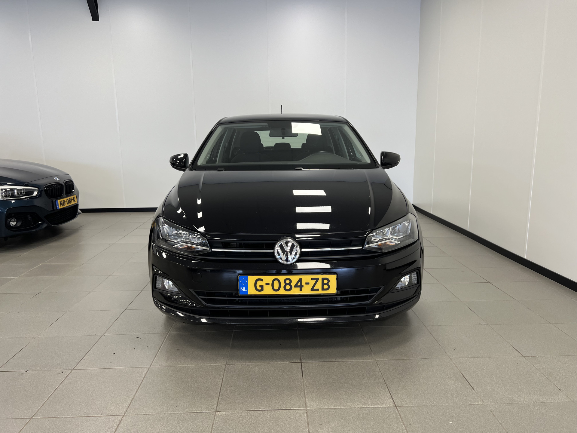 46497700-6.jpg