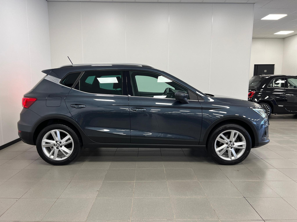 55983396-40.jpg