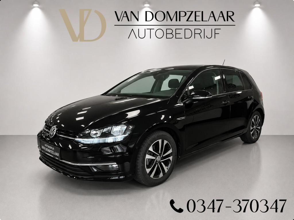 55983398