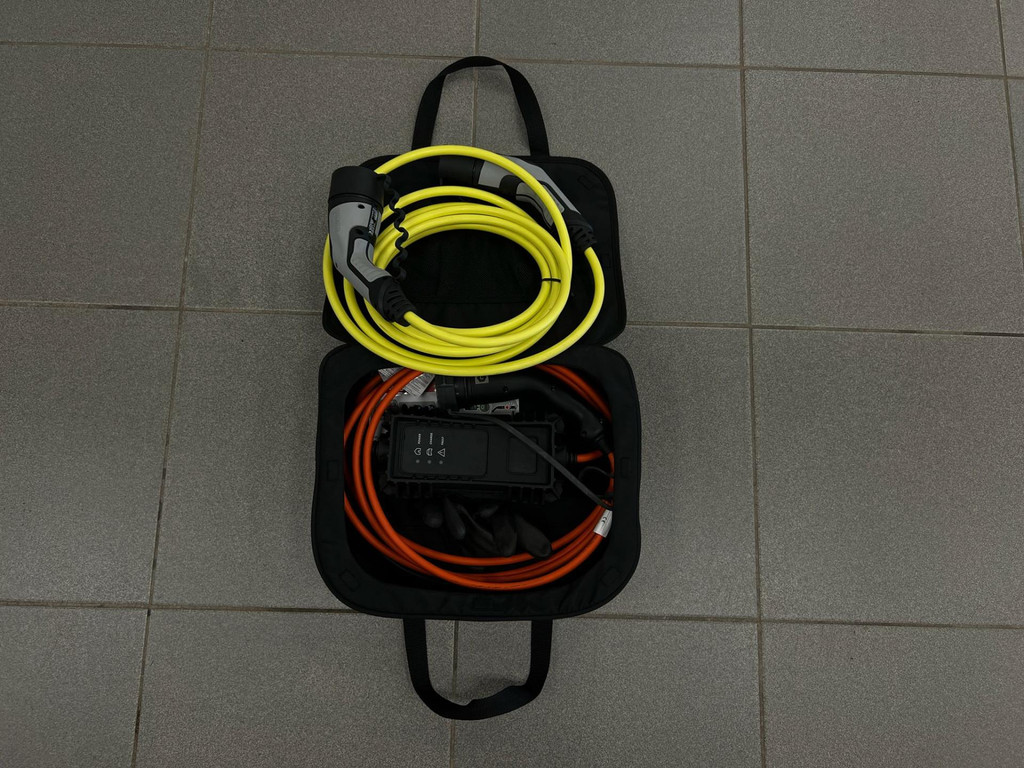 55983411-20.jpg