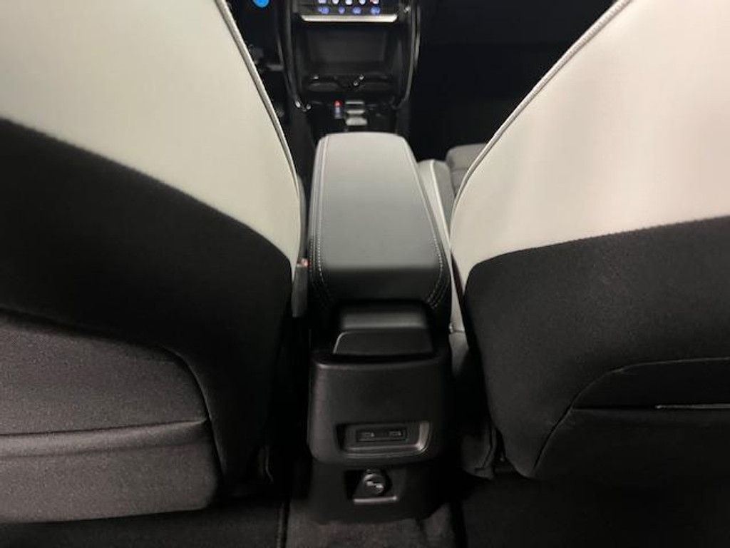 56491042-20.jpg